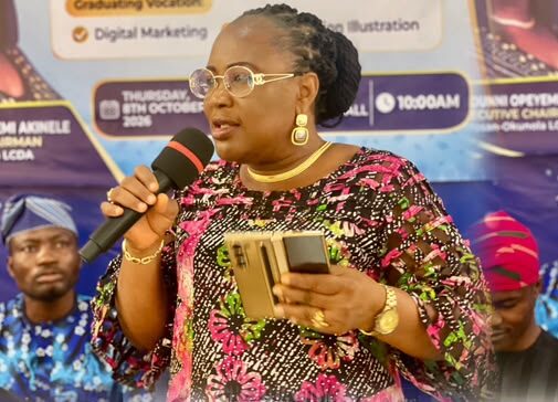ADUNNI COMMISSIONS AKINOGUN PRIMARY HEALTH CENTRE, RENAMES FACILITY AFTER SENATOR OLUREMI TINUBU